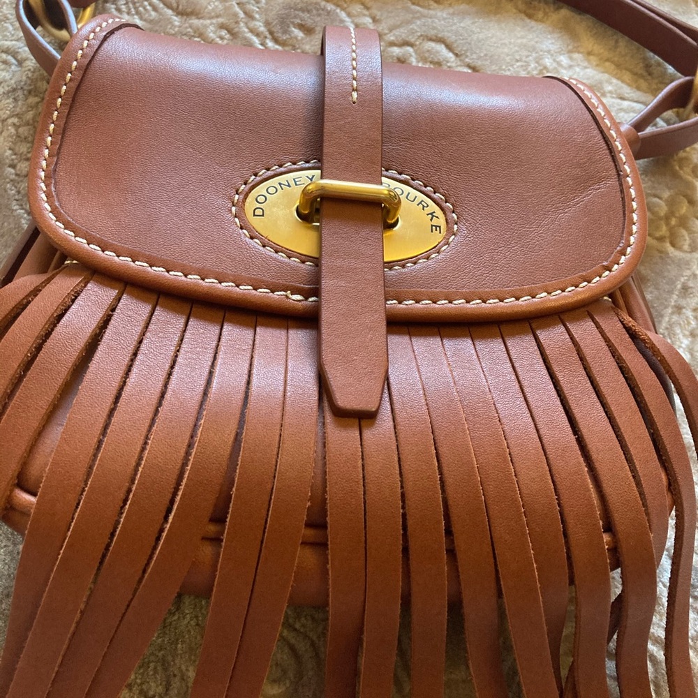 Sold Dooney and Bourke lulu Fiona